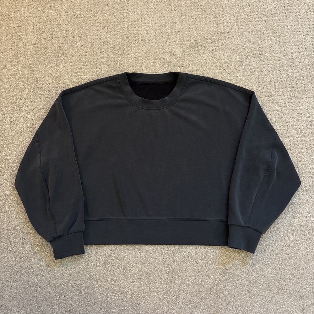 Lululemon Women’s Softstreme Perfectly Oversized Cropped Crew Size 10 Gray